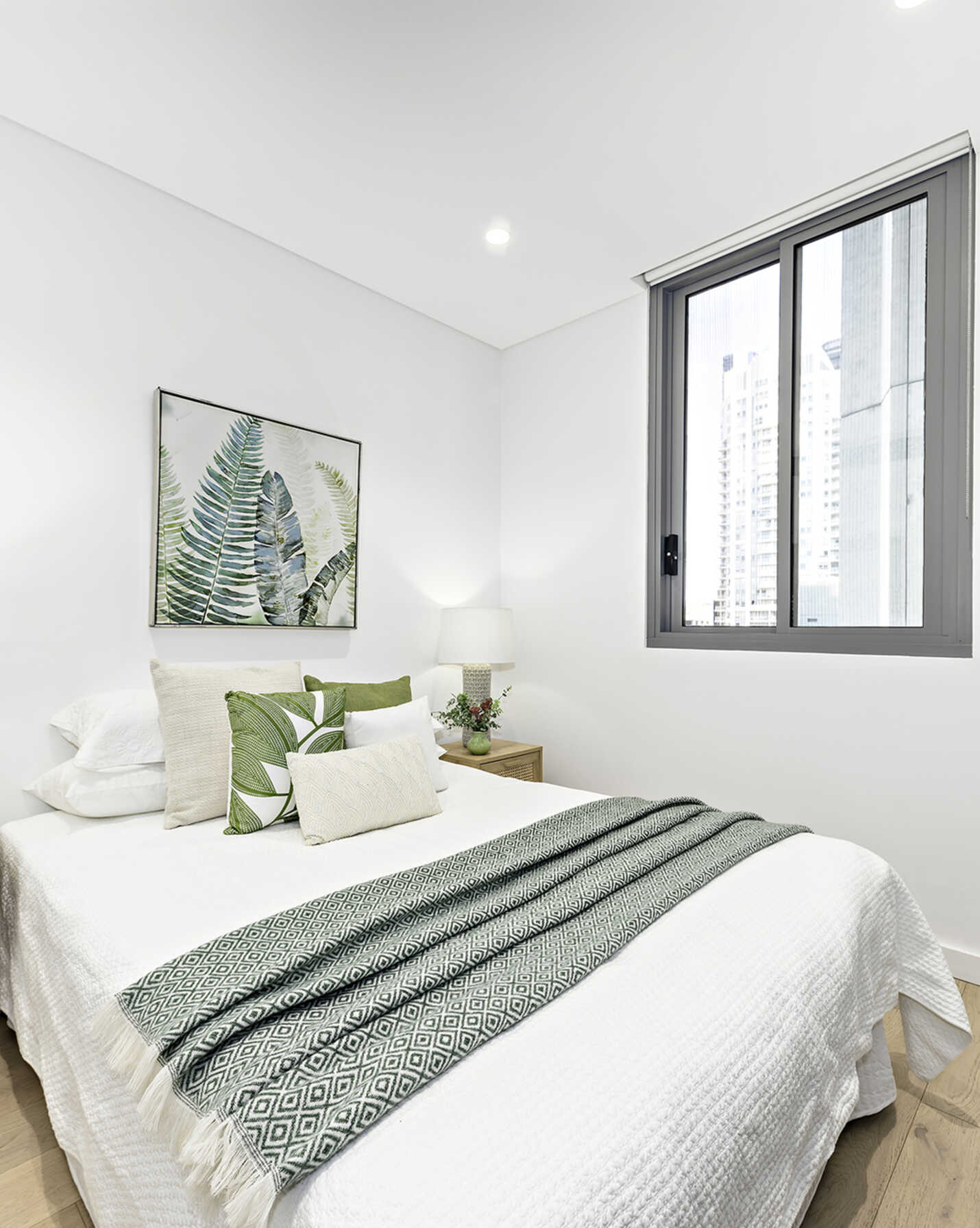 1207/221 Miller Street North Sydney, Sydney - Thumbnail 4