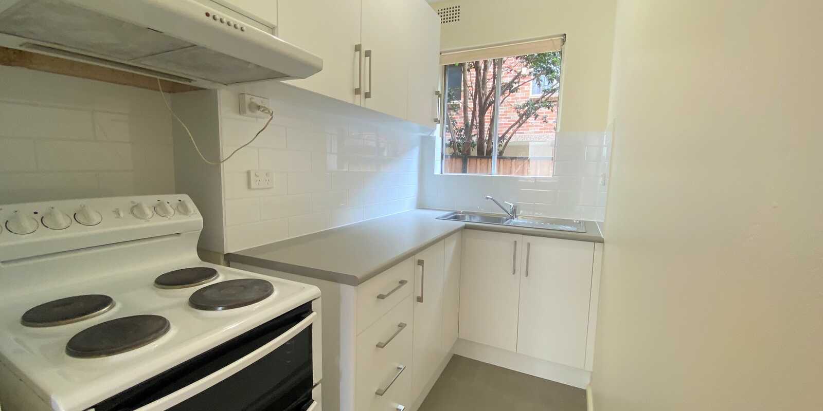 2/65 Duke Street Campsie