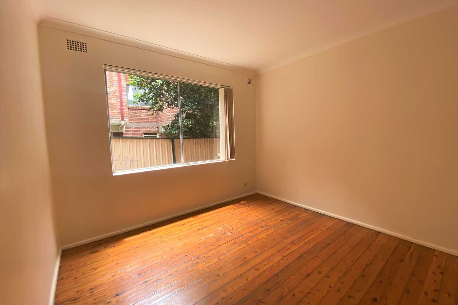 2/65 Duke Street Campsie