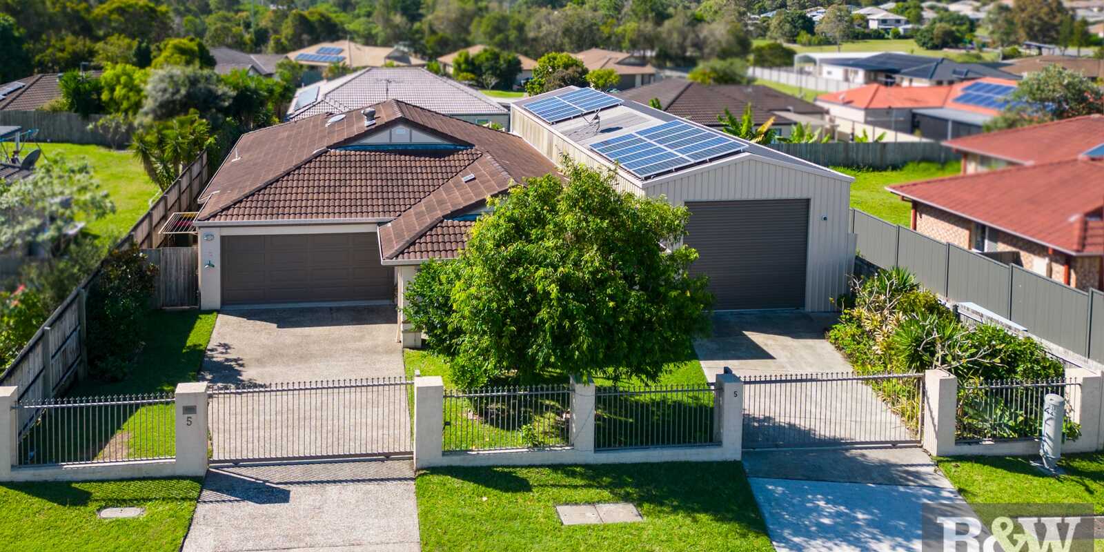 5 Coach Road West Morayfield 5 Coach Road West Morayfield