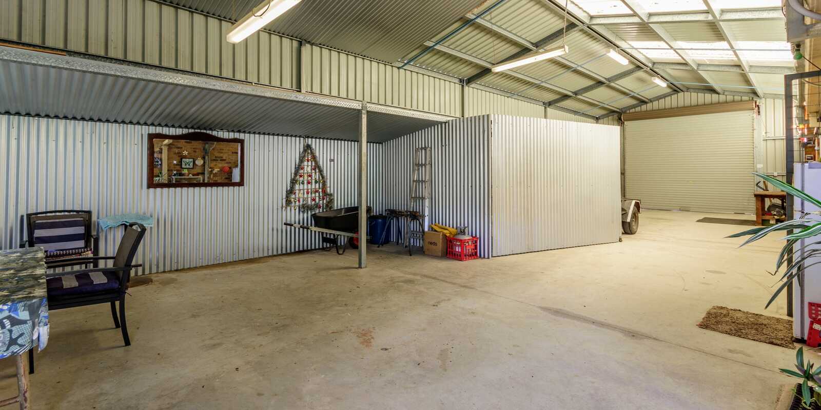 5 Coach Road West Morayfield 5 Coach Road West Morayfield