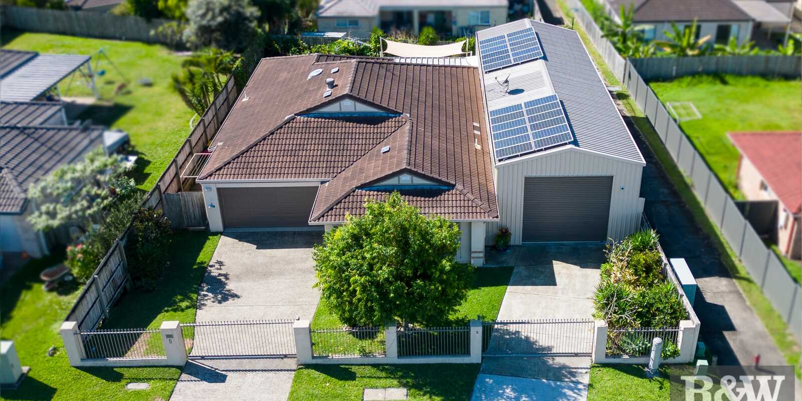 5 Coach Road West Morayfield 5 Coach Road West Morayfield