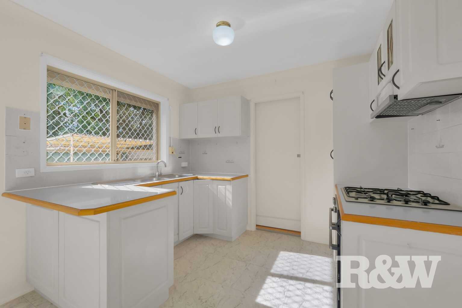9/4 Westmoreland Road Minto 9/4 Westmoreland Road Minto
