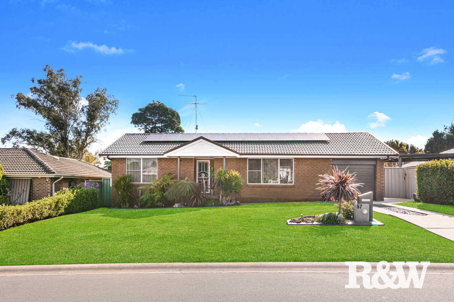 57 Harvey Circuit St Clair