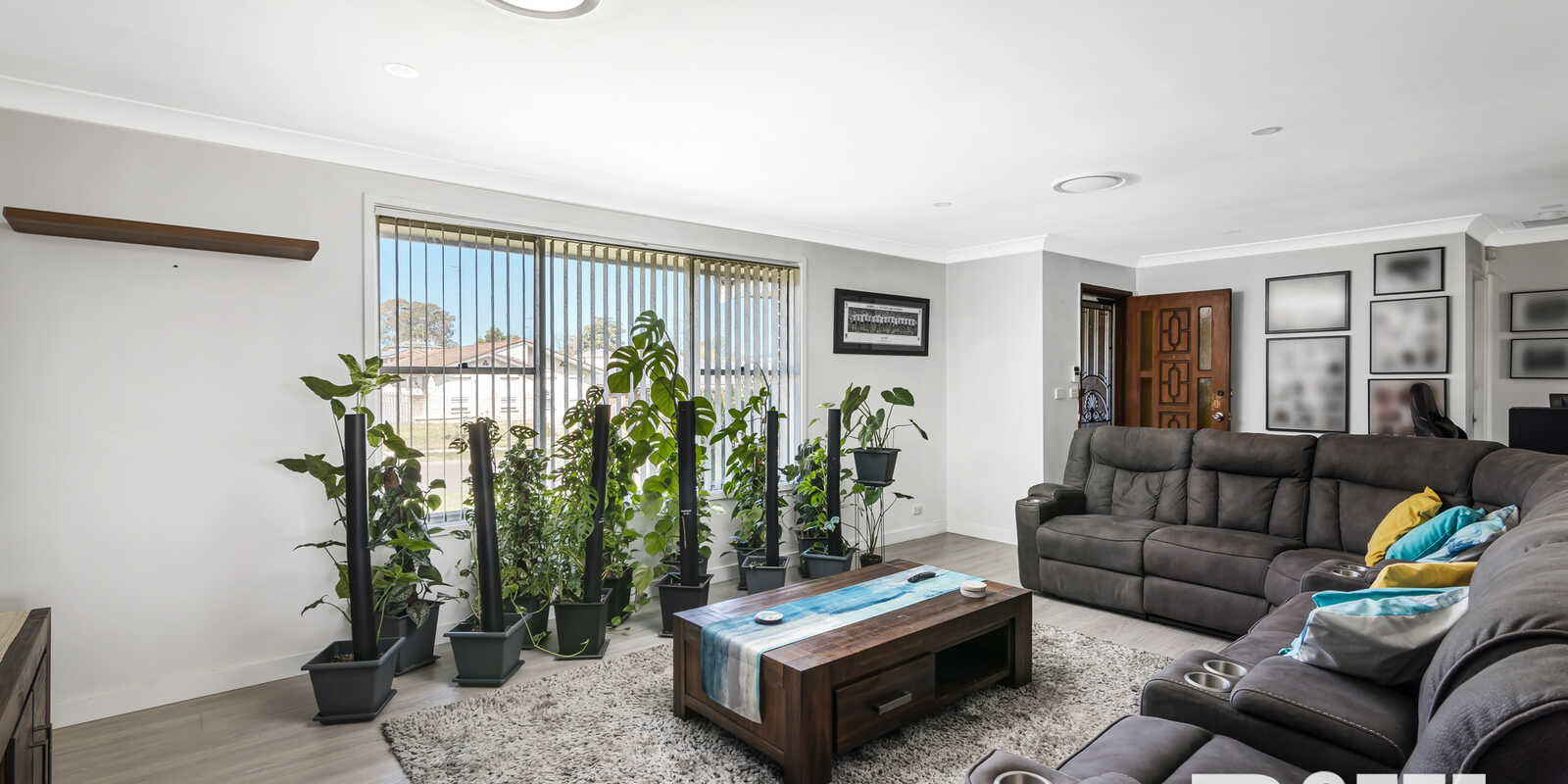 57 Harvey Circuit St Clair