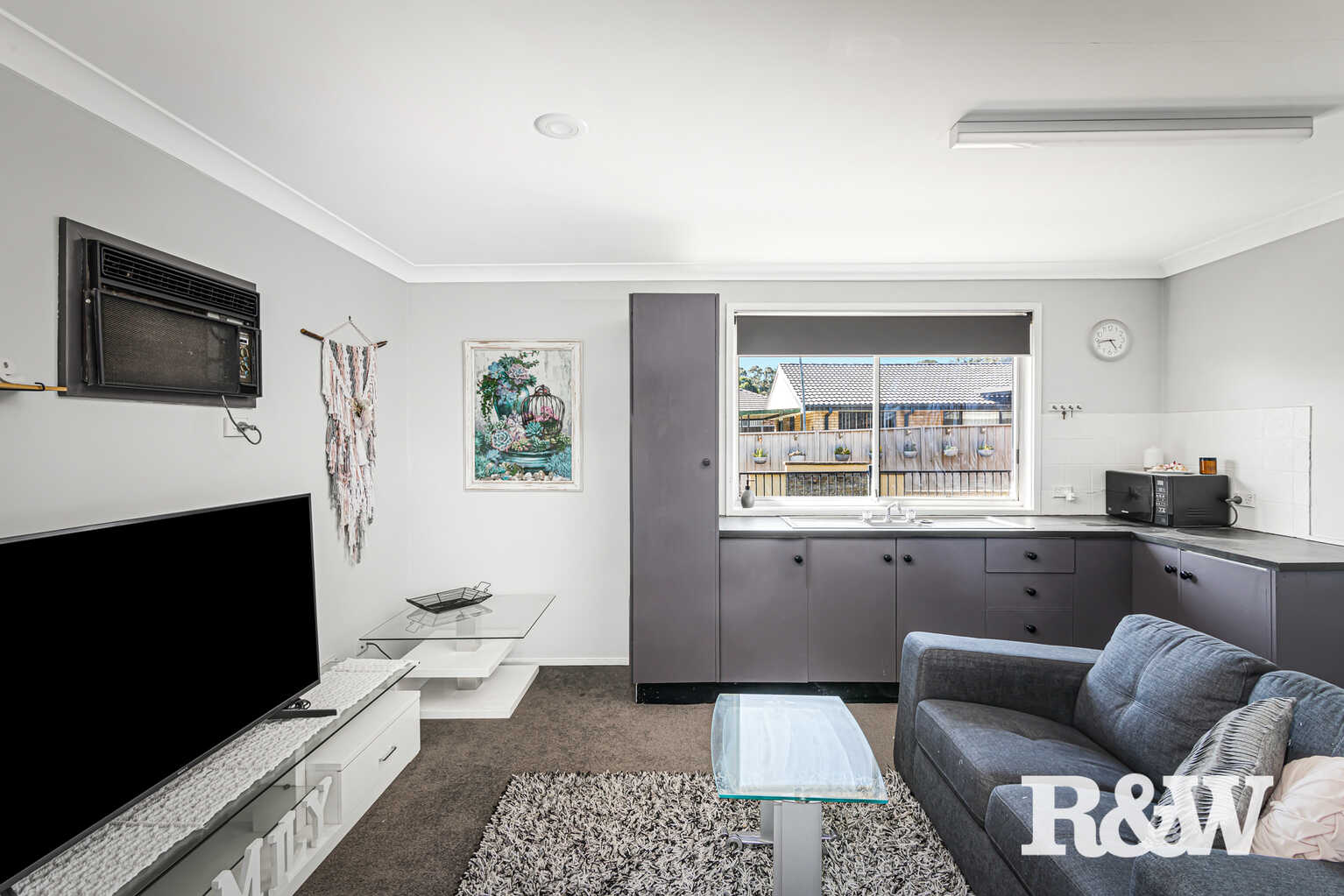57 Harvey Circuit St Clair