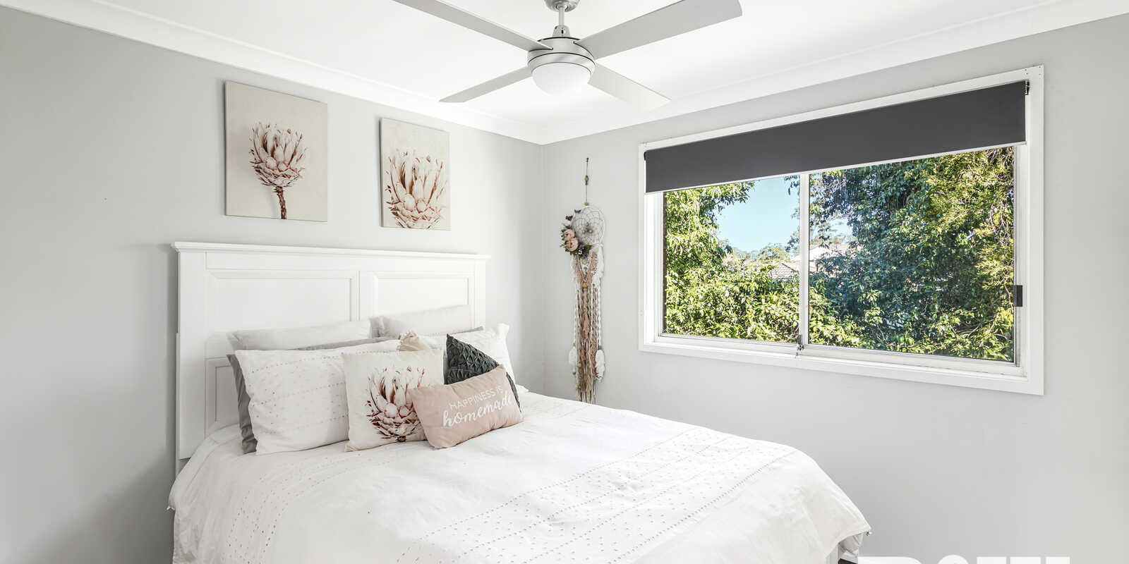 57 Harvey Circuit St Clair