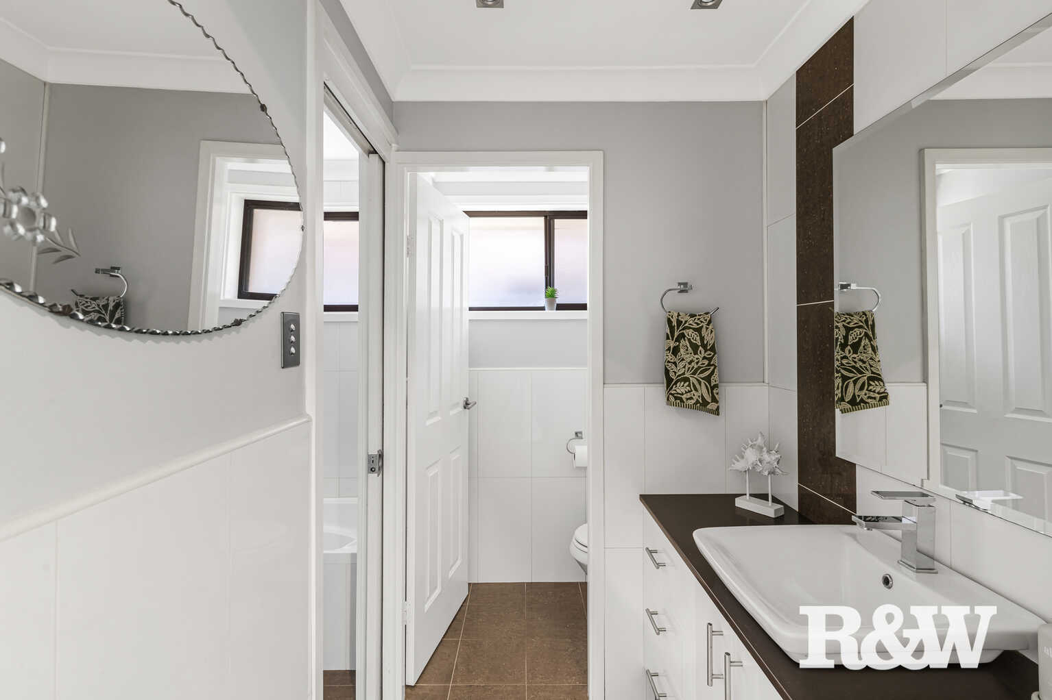 2 Tumut Place St Clair 2 Tumut Place St Clair