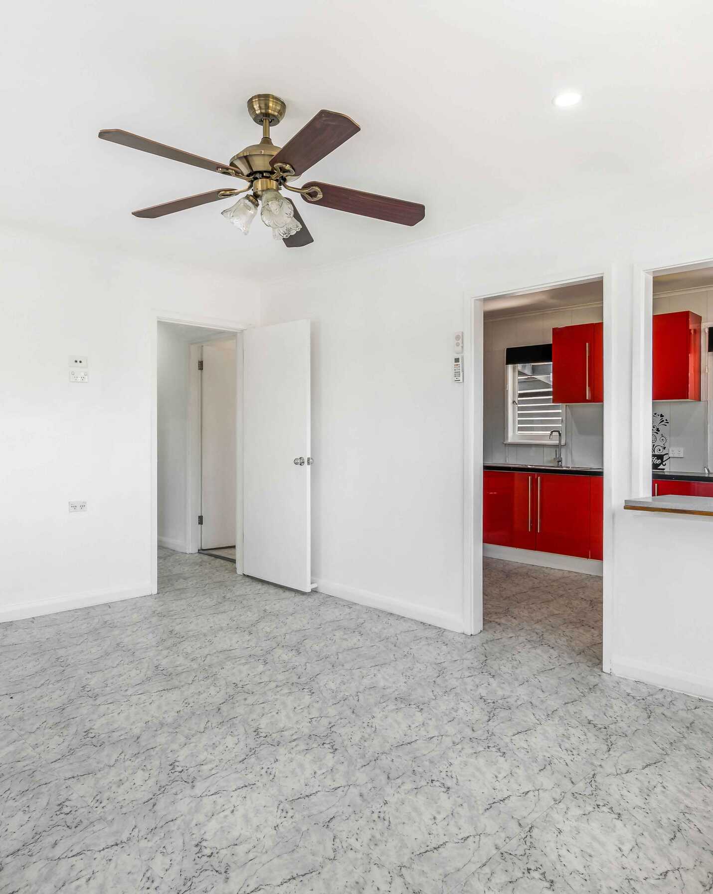 24 Boonoke Crescent Miller, Miller - Thumbnail 5