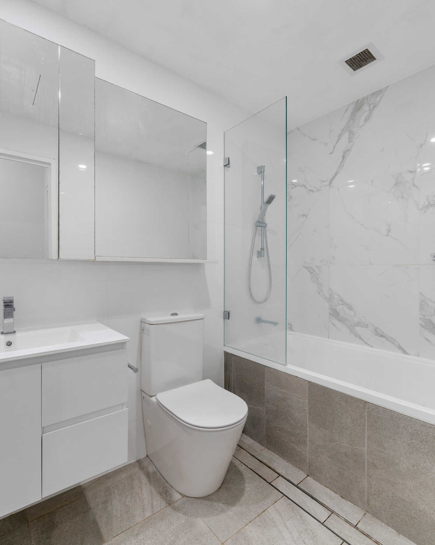 4202/50 Pemberton Street Botany, Botany - Thumbnail 7