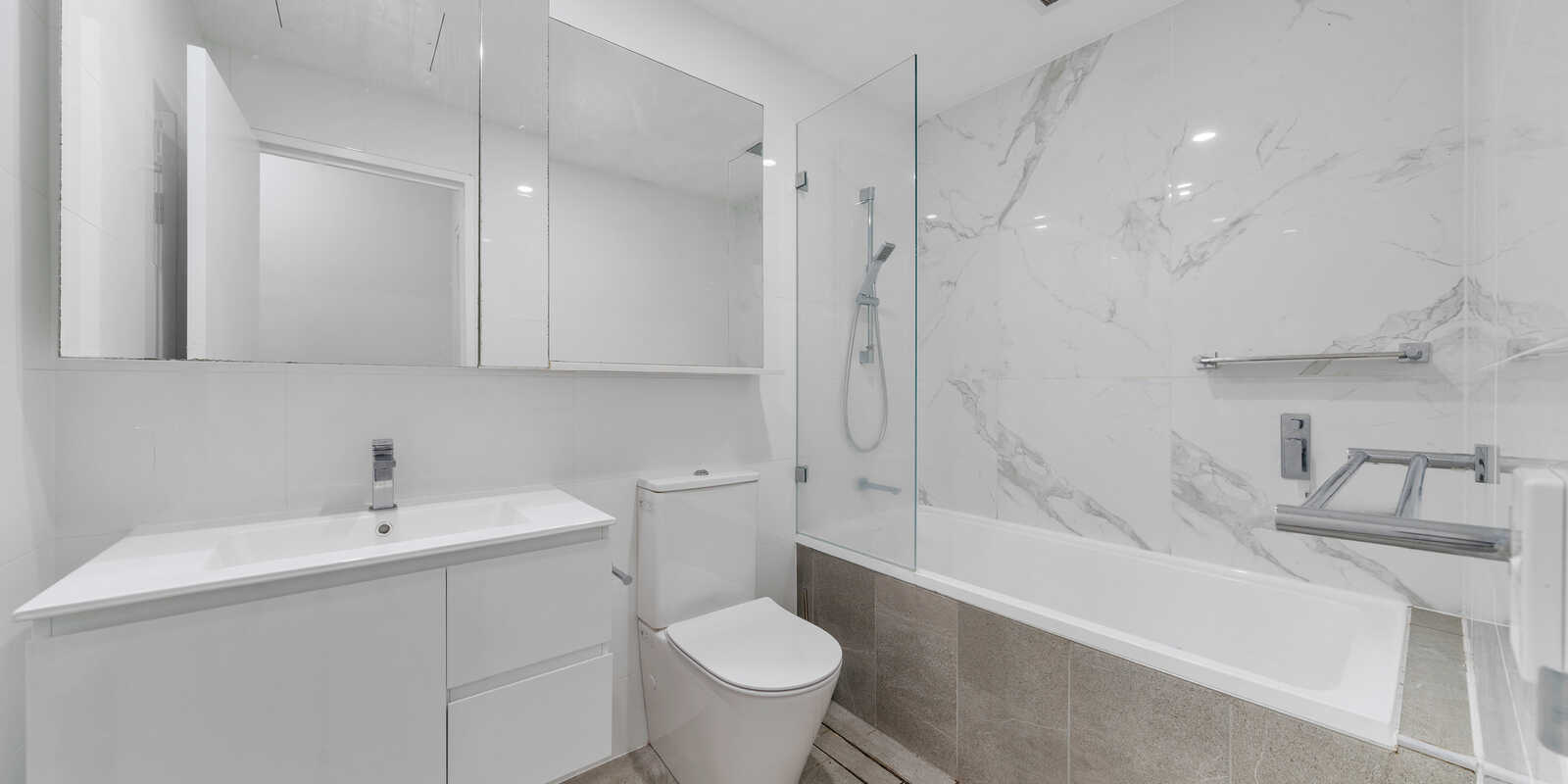 4202/50 Pemberton Street Botany