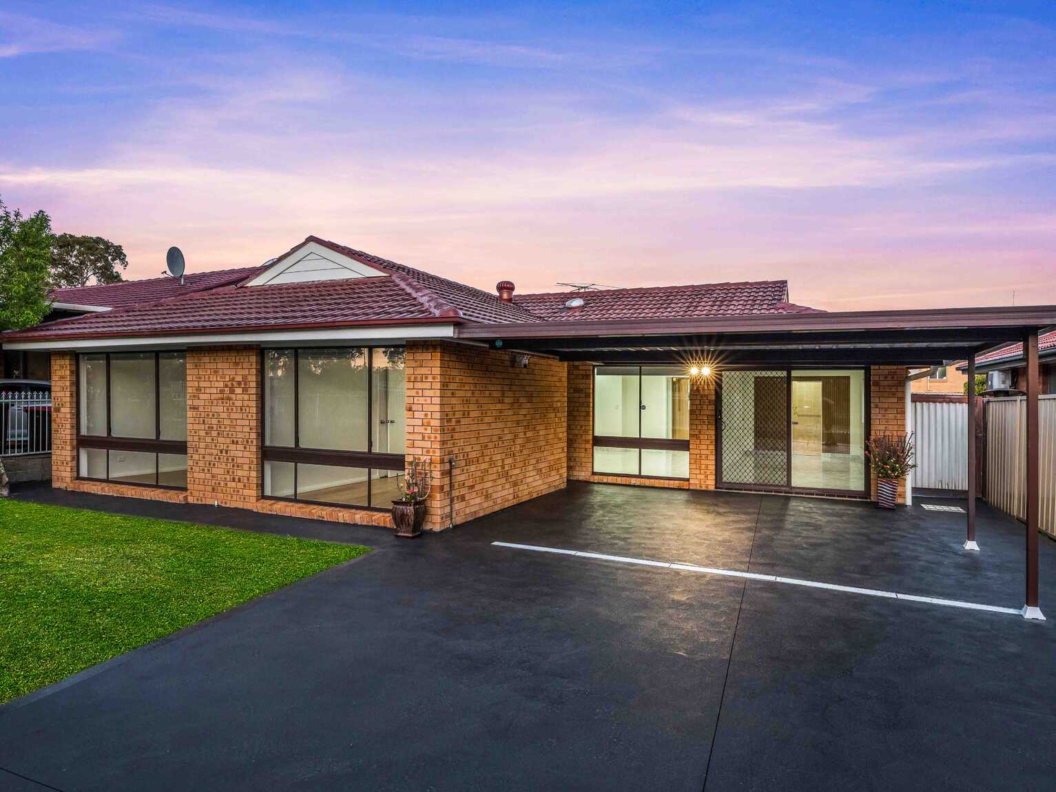 36 Rundle Road Green Valley 36 Rundle Road Green Valley