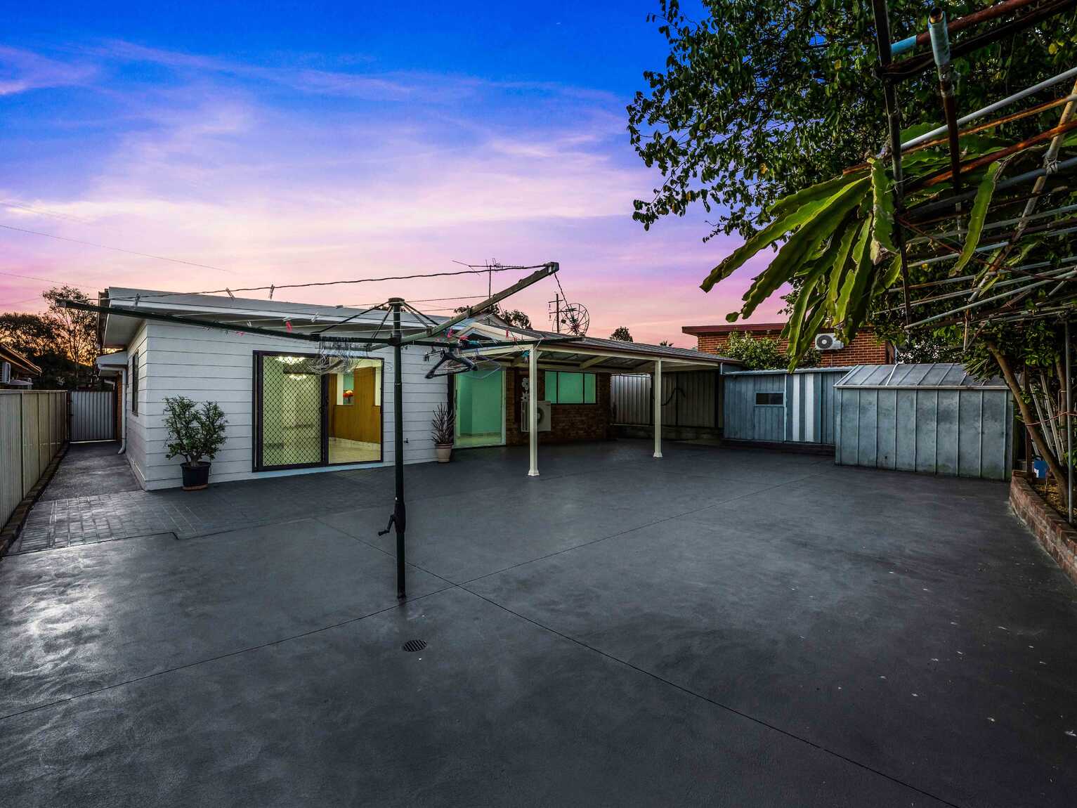 36 Rundle Road Green Valley 36 Rundle Road Green Valley