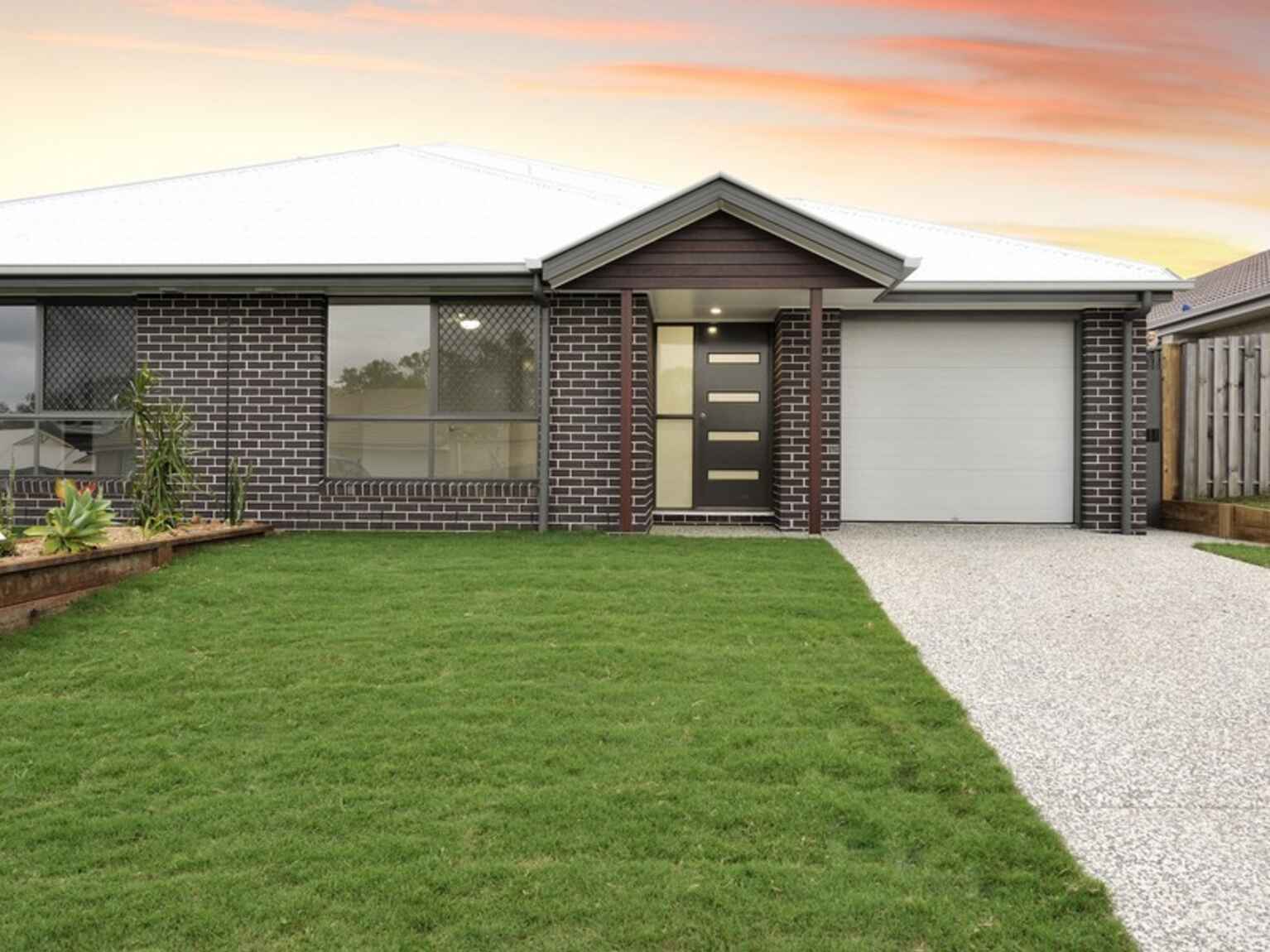 2/4 Cyan Court Morayfield