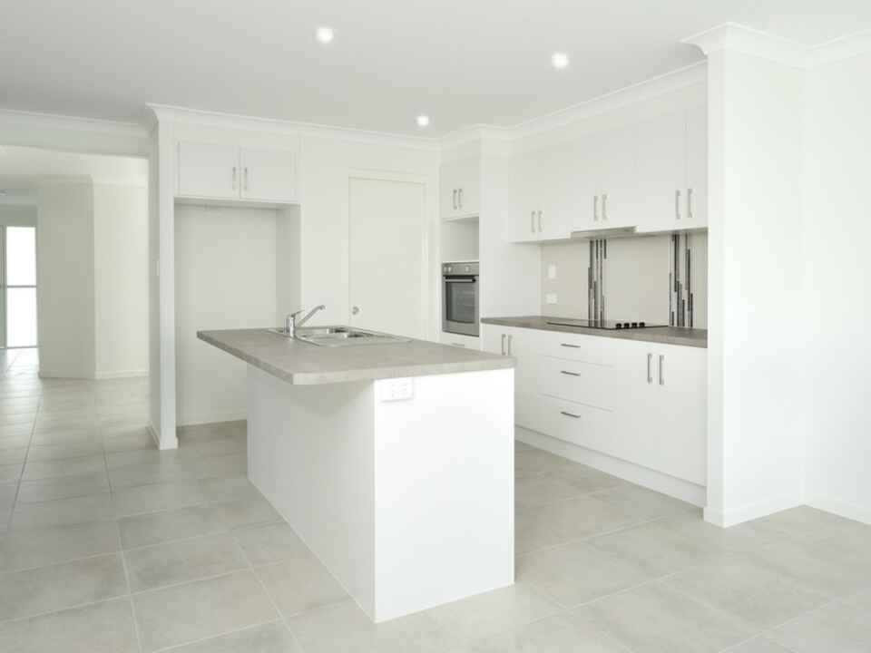 2/4 Cyan Court Morayfield