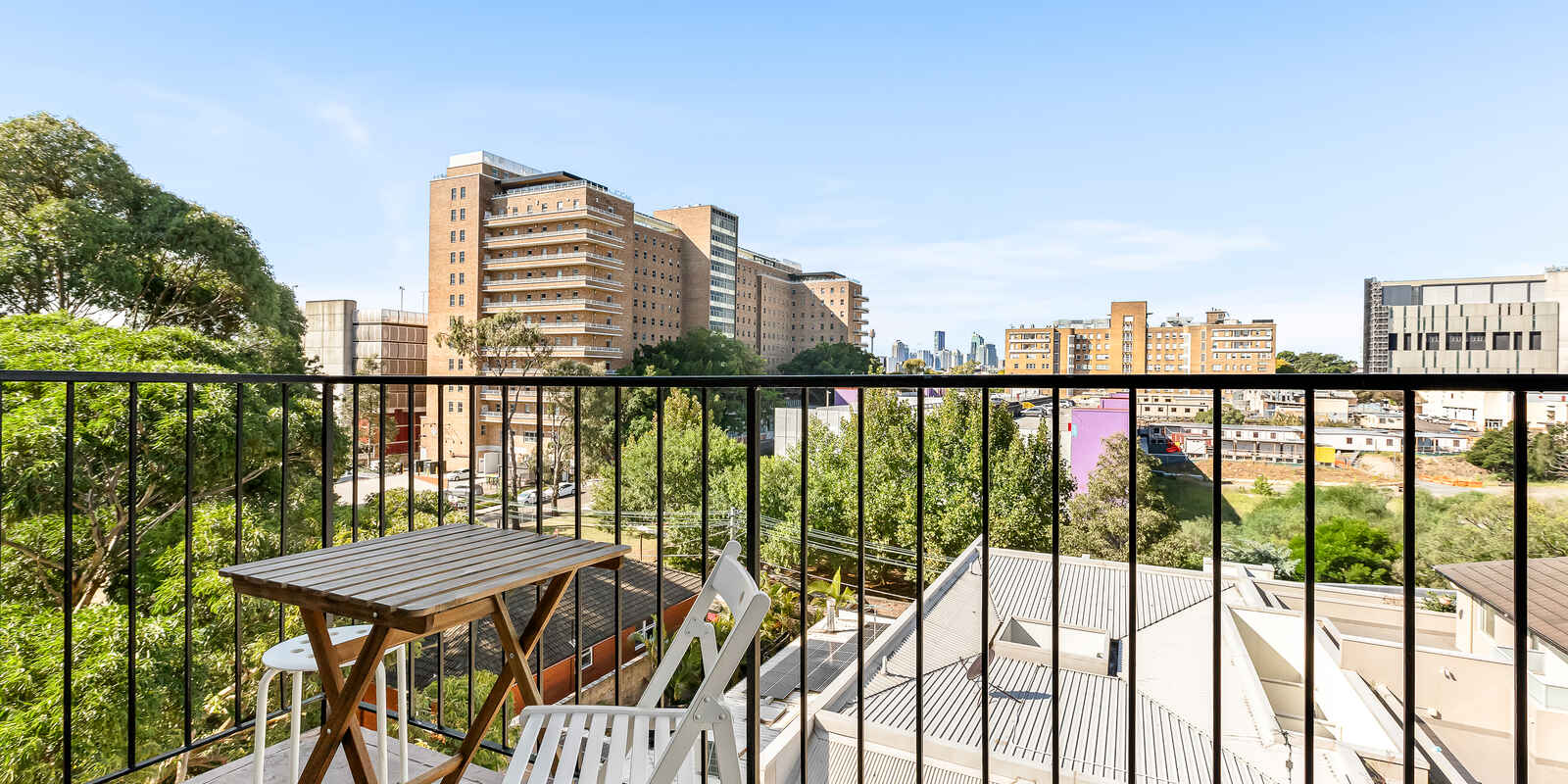 701/144 Mallett Street Camperdown