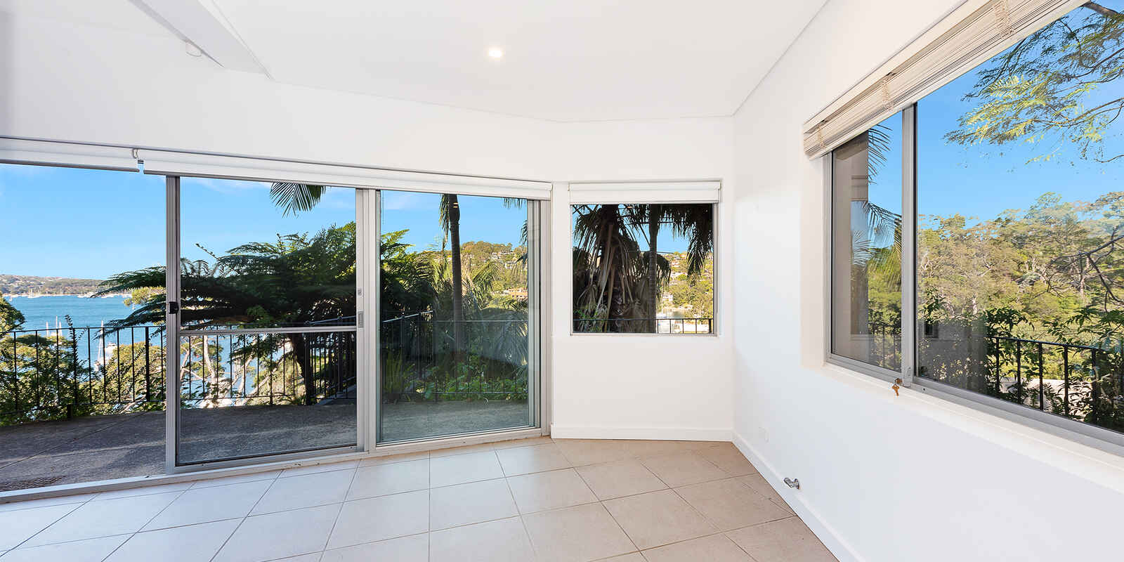 Flat 11 The Barricade Castlecrag