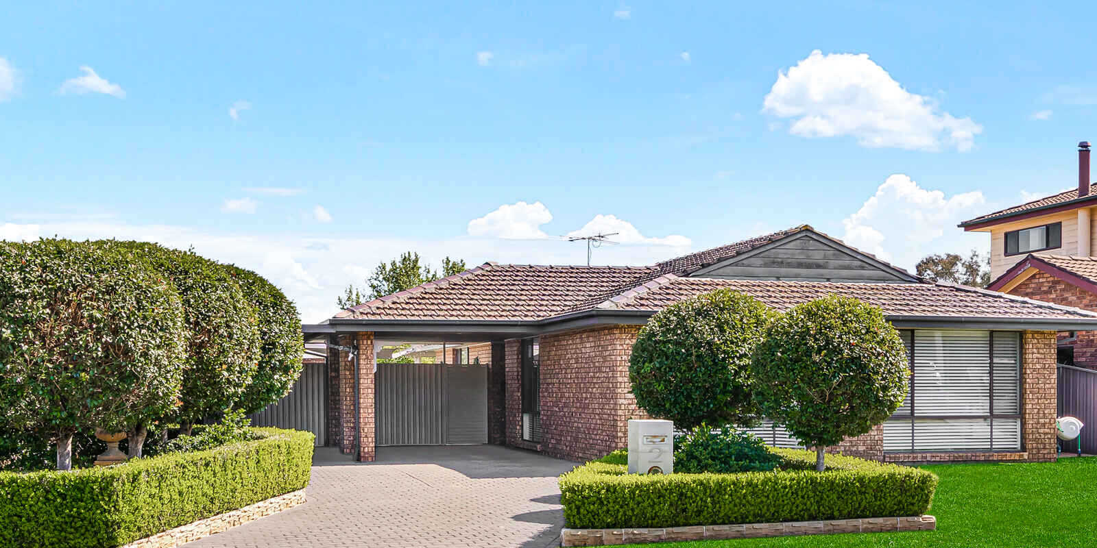 2 Tumut Place St Clair