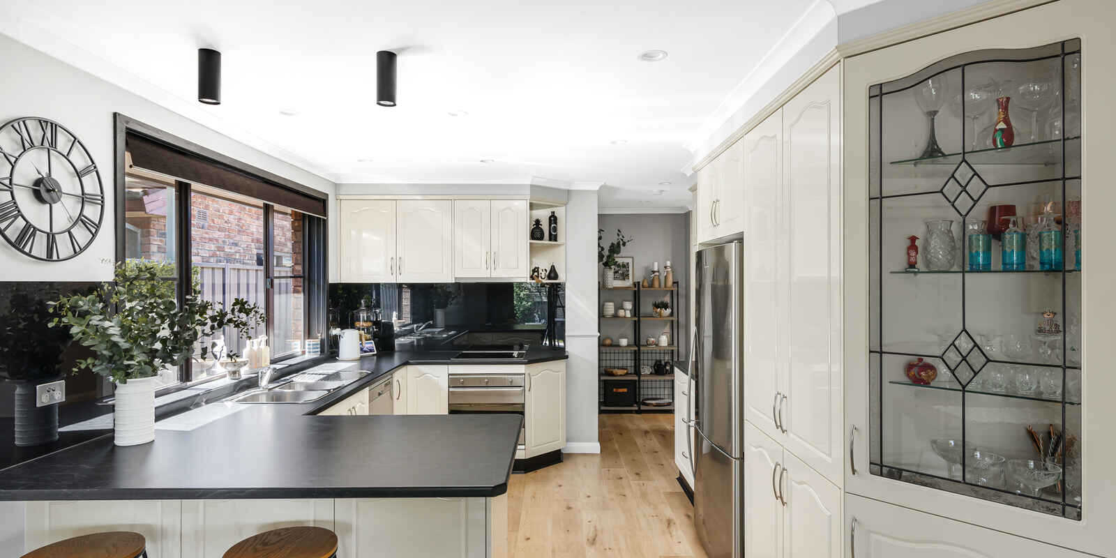 2 Tumut Place St Clair