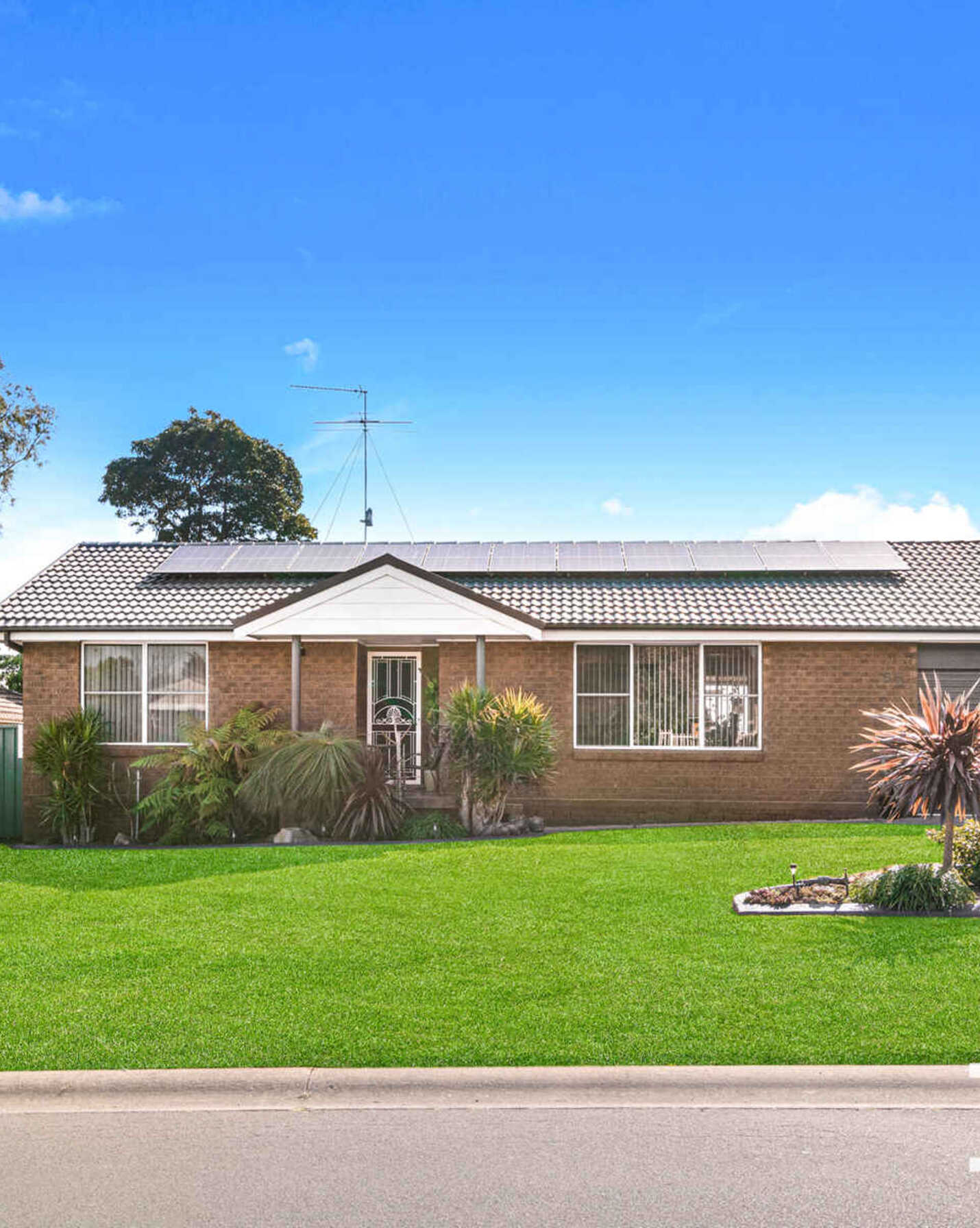 57 Harvey Circuit St Clair, Clair - Thumbnail 2