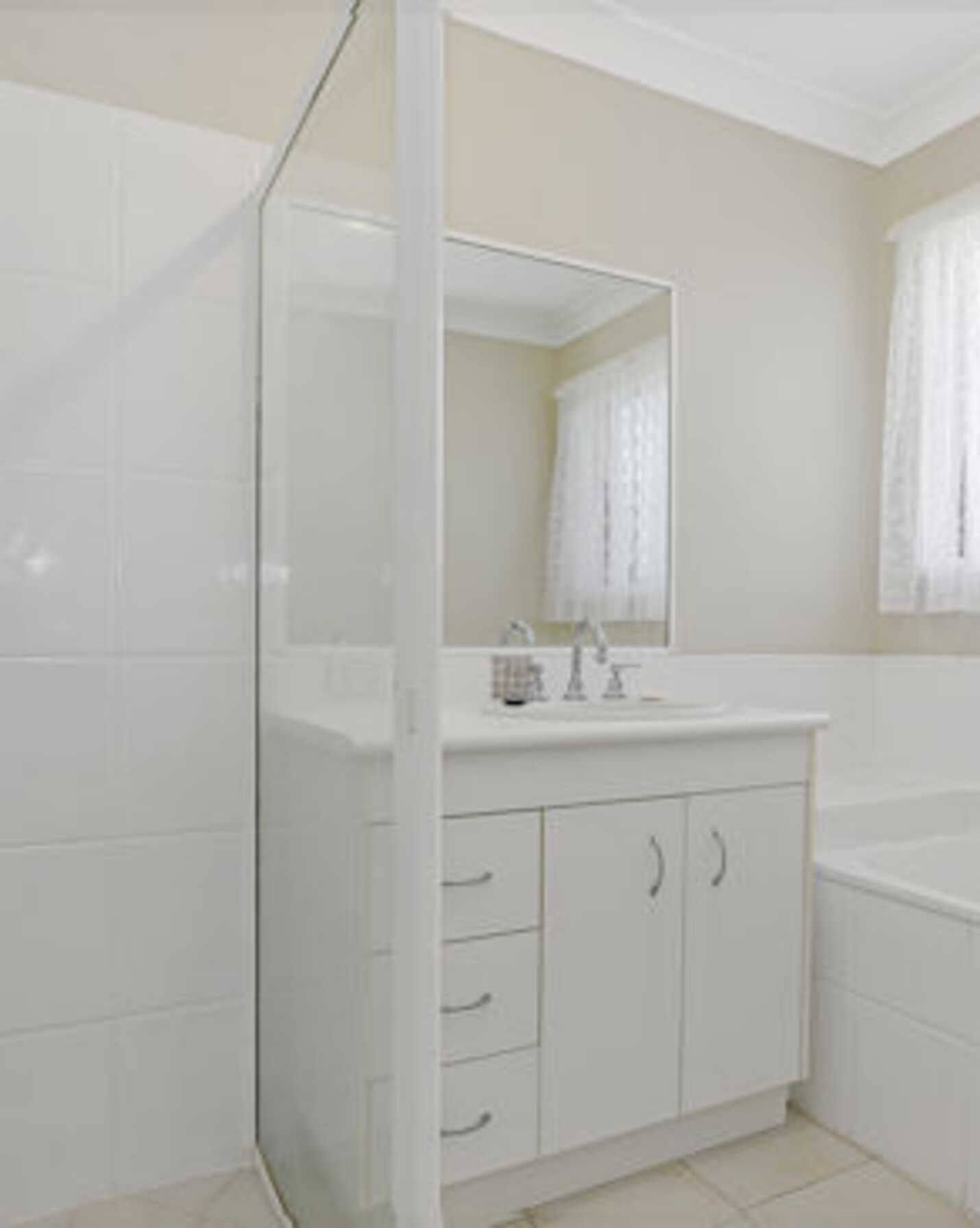 6 Aird Street Sandstone Point, Point - Thumbnail 6