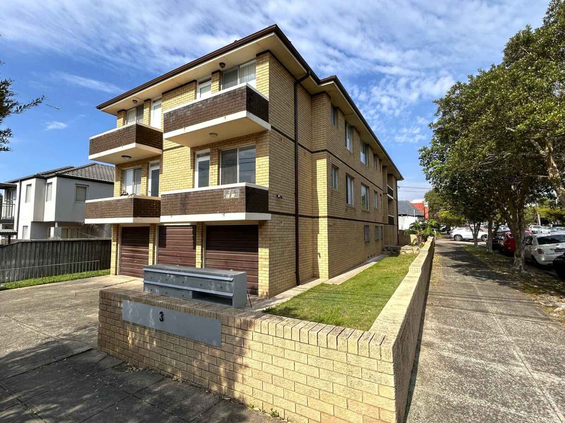 1/3 Moyes Street Marrickville