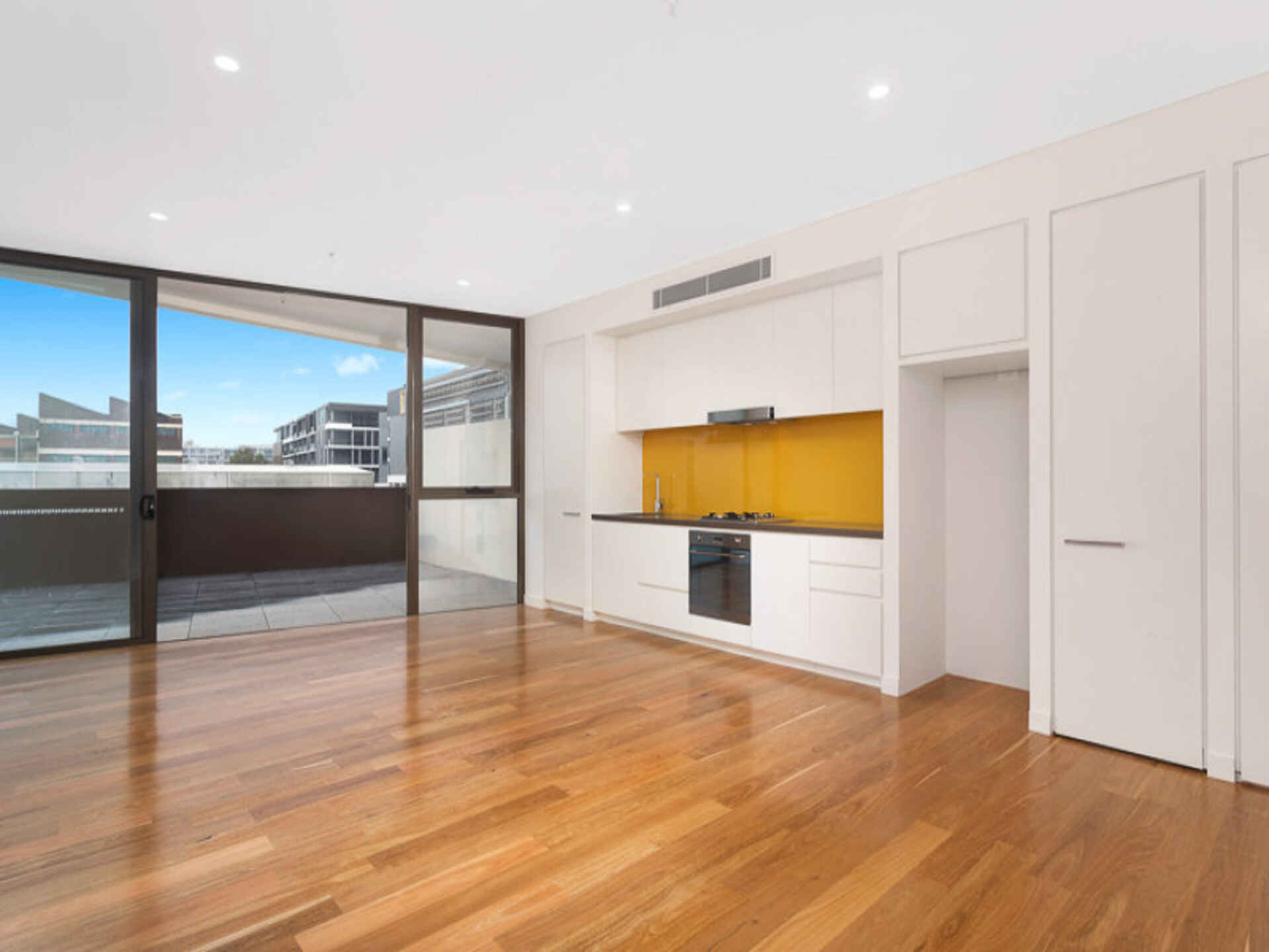 205/8 Sam Sing Street Waterloo