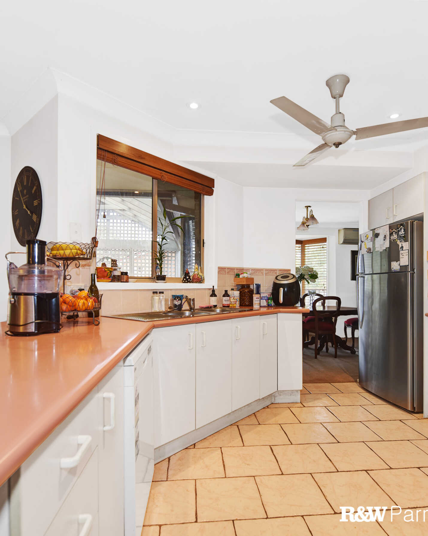12 Mowbray Close Castle Hill, Hill - Thumbnail 5