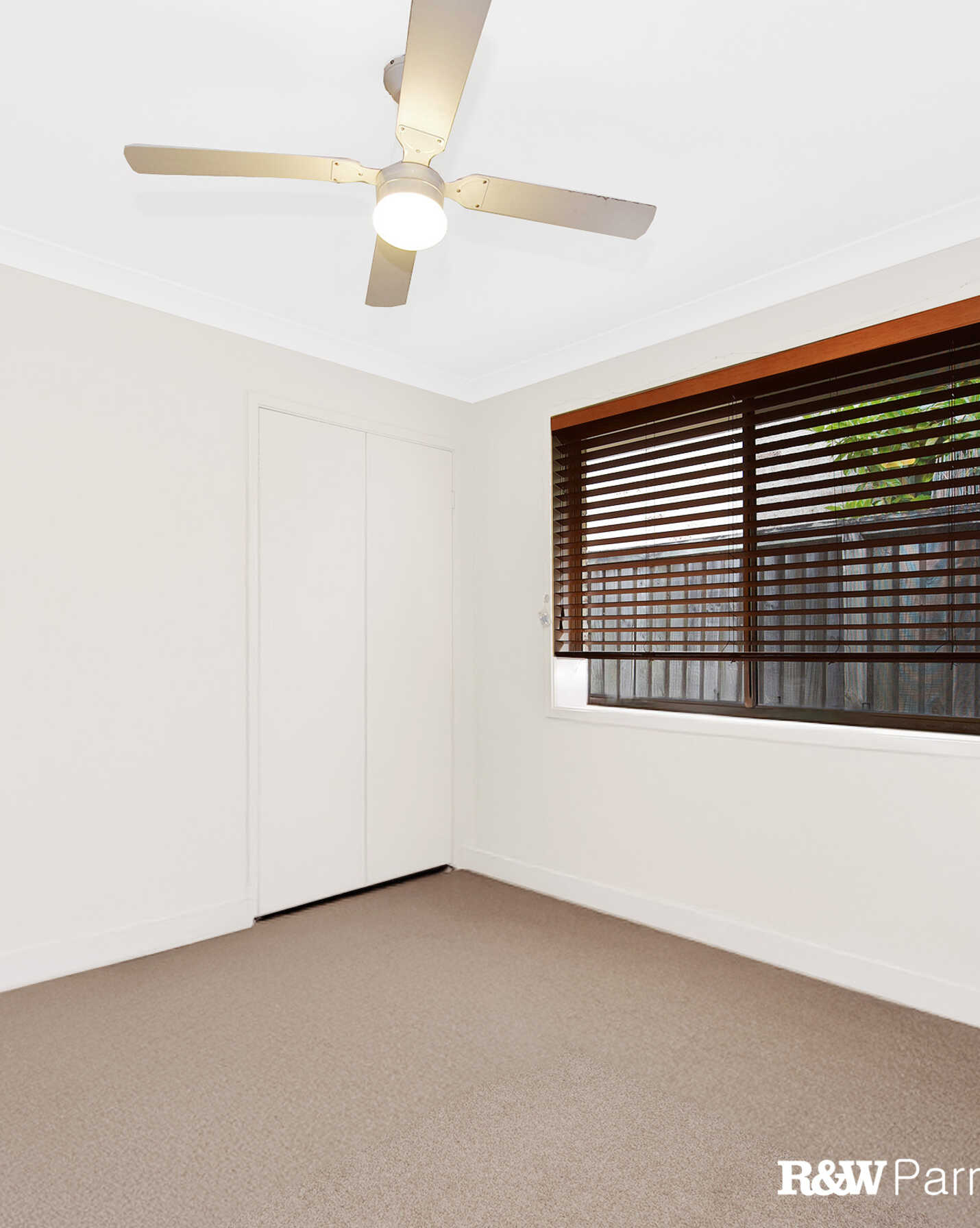 12 Mowbray Close Castle Hill, Hill - Thumbnail 8