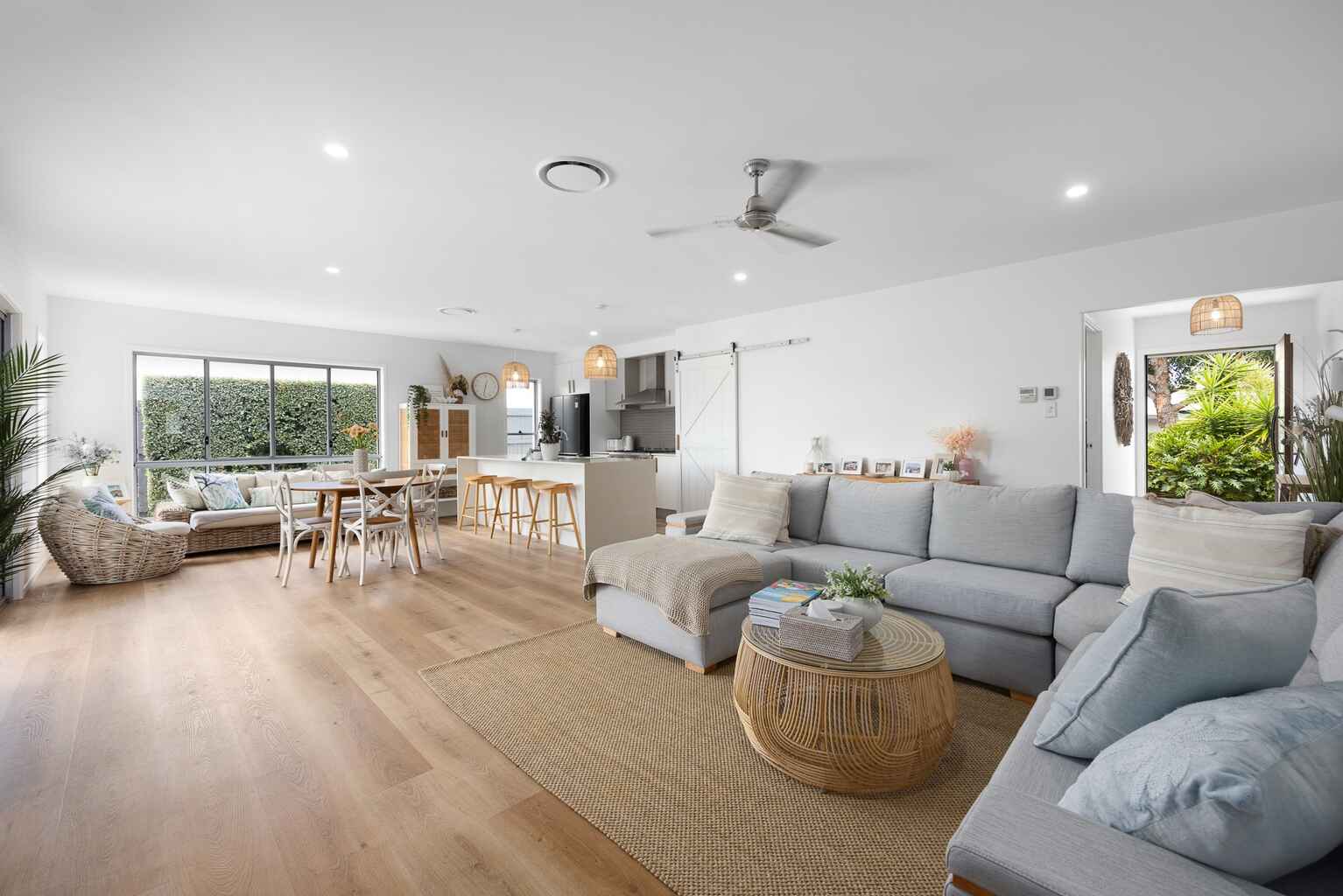 9 Feathertail Place Peregian Springs 9 Feathertail Place Peregian Springs