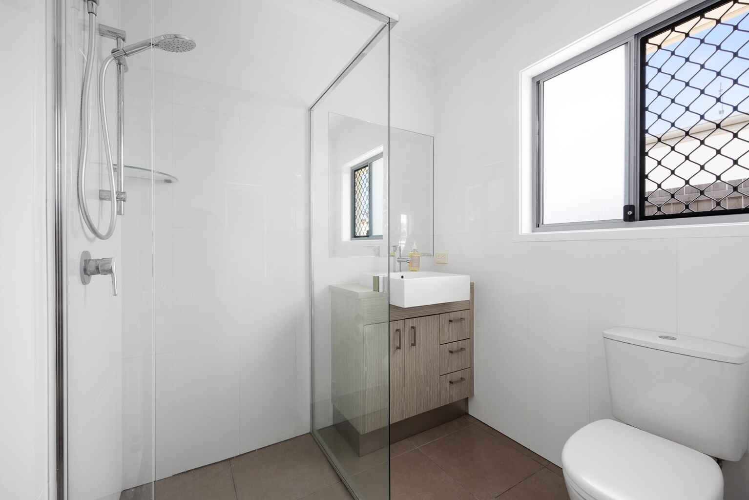 9 Feathertail Place Peregian Springs 9 Feathertail Place Peregian Springs