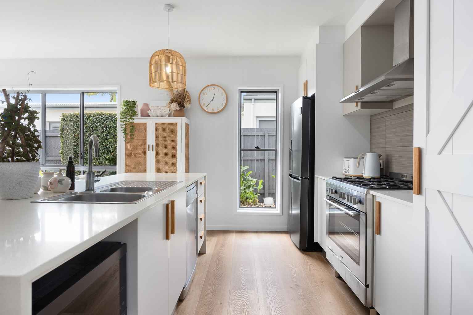 9 Feathertail Place Peregian Springs 9 Feathertail Place Peregian Springs