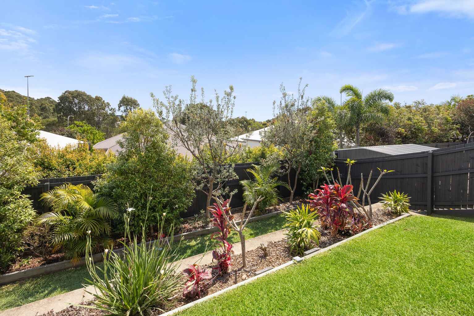 9 Feathertail Place Peregian Springs 9 Feathertail Place Peregian Springs