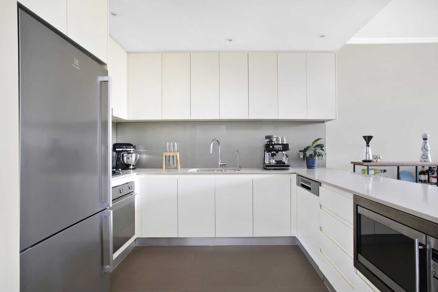 18/4 Rangers Road Neutral Bay