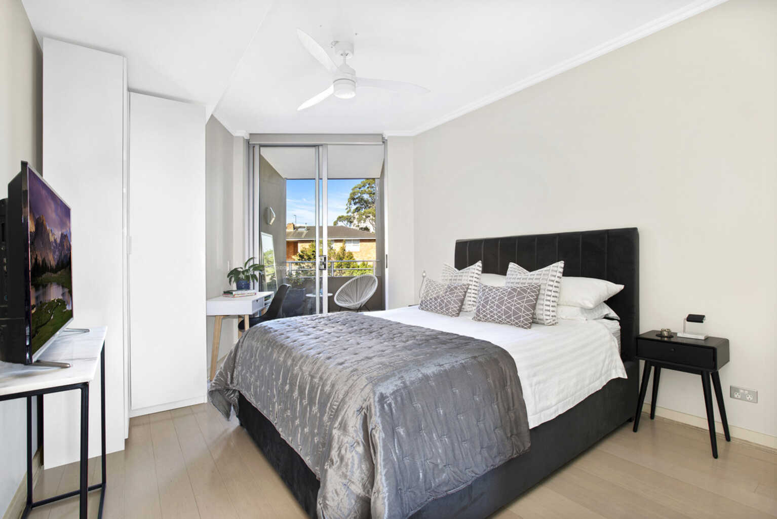 18/4 Rangers Road Neutral Bay