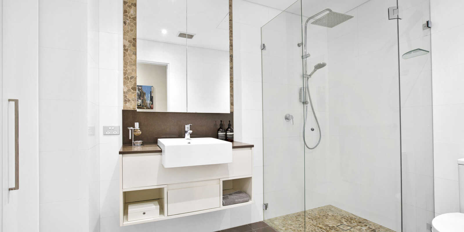18/4 Rangers Road Neutral Bay