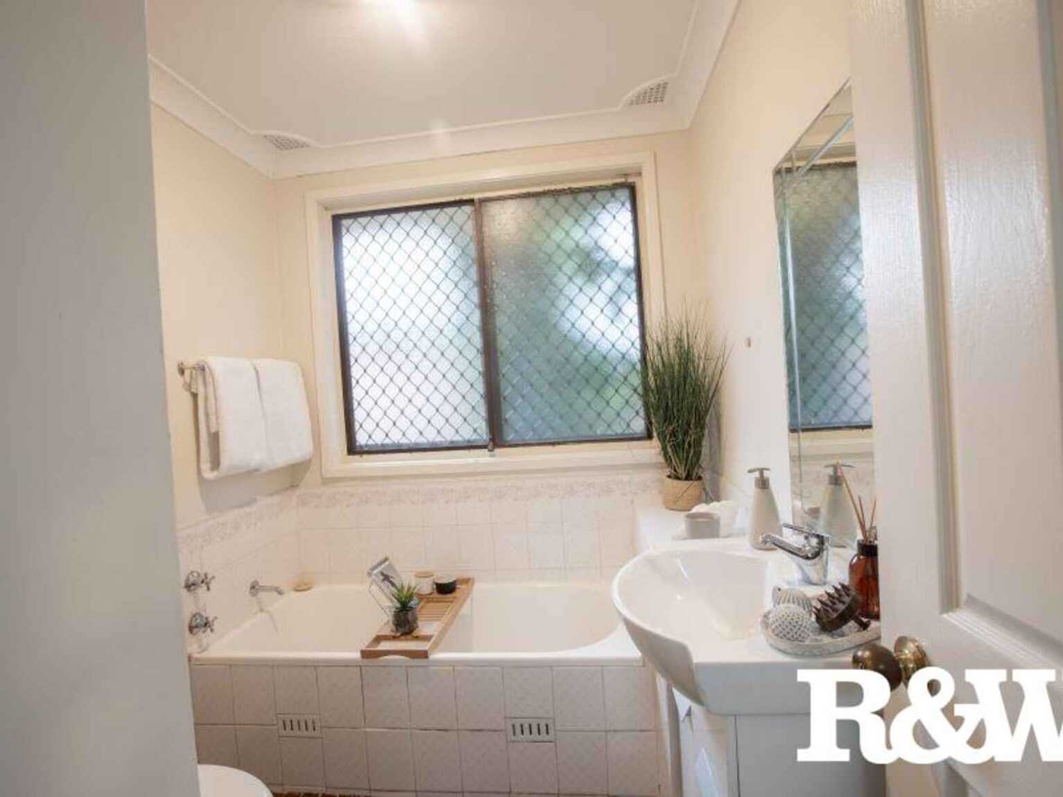 20 Brune Street Doonside 20 Brune Street Doonside