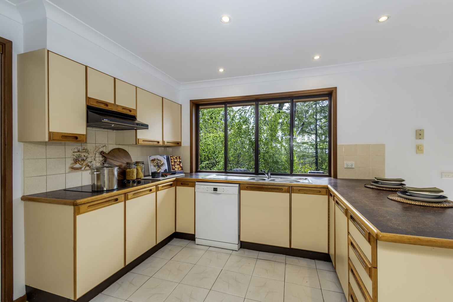 7 Balmoral Road Mount Victoria 7 Balmoral Road Mount Victoria