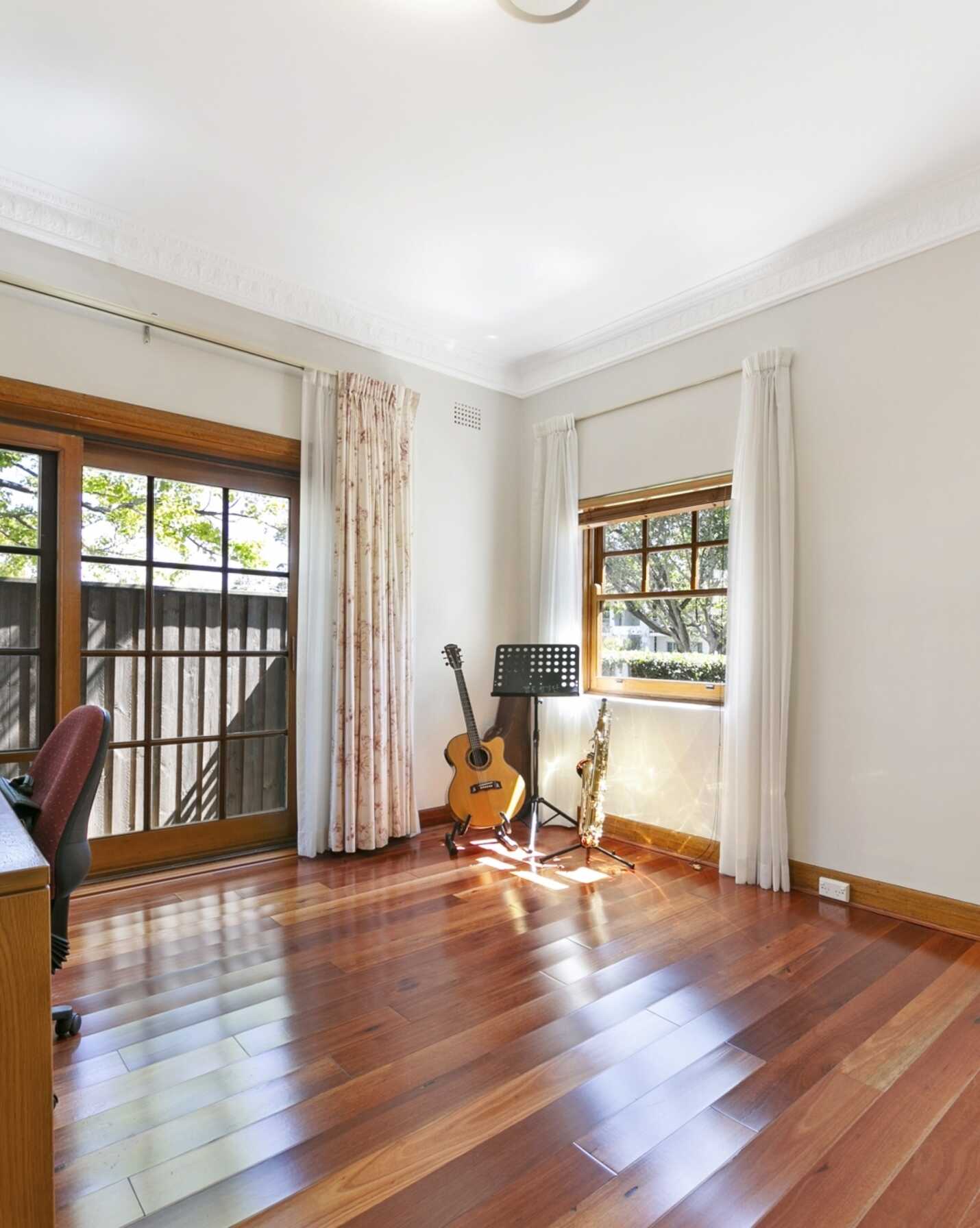 6 HYDEBRAE STREET Strathfield, Strathfield - Thumbnail 3