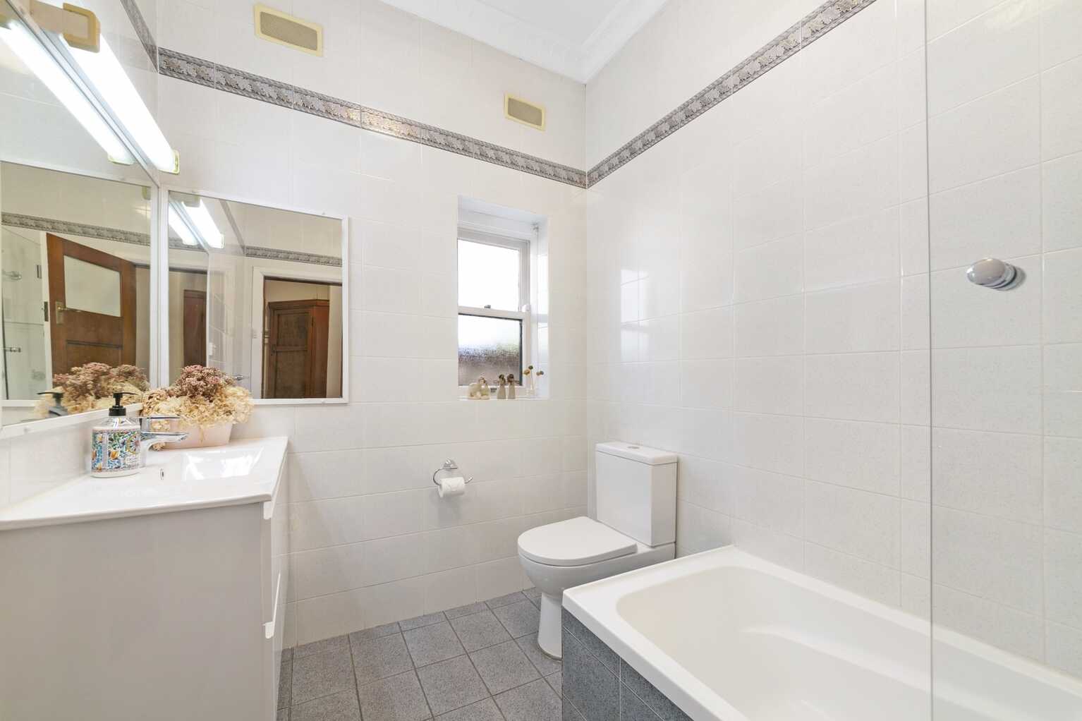 6 HYDEBRAE STREET Strathfield 6 HYDEBRAE STREET Strathfield