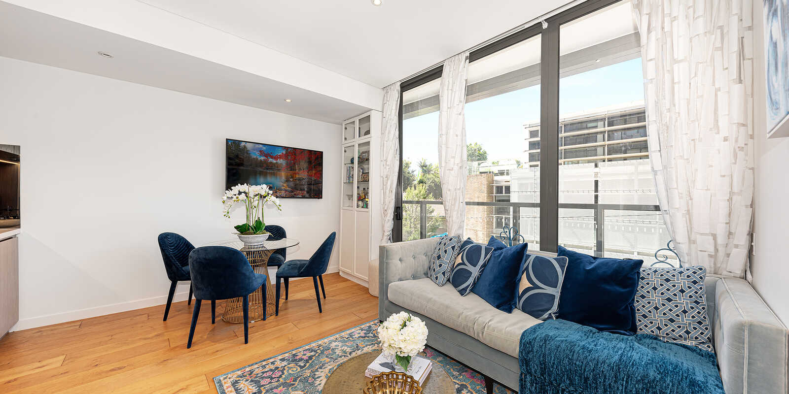 213/225 Pacific Highway North Sydney 213/225 Pacific Highway North Sydney