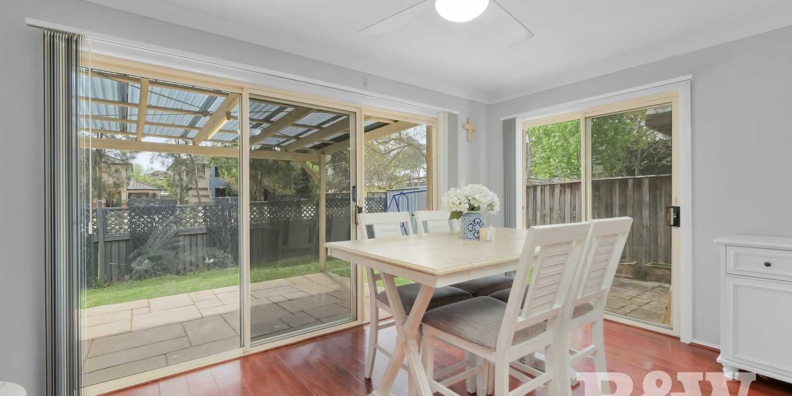 23 Pickets Place Currans Hill 23 Pickets Place Currans Hill