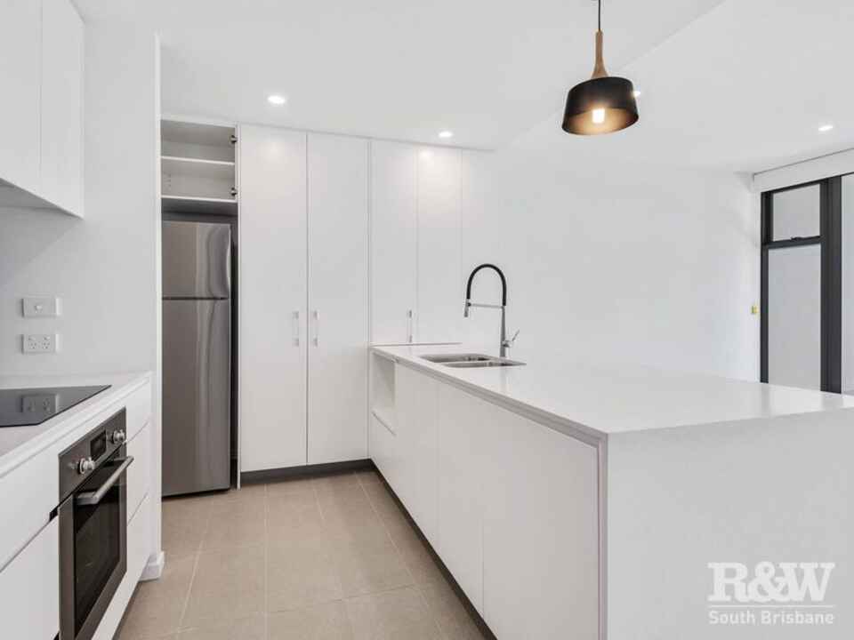 2203/30 Johnston Street Bulimba