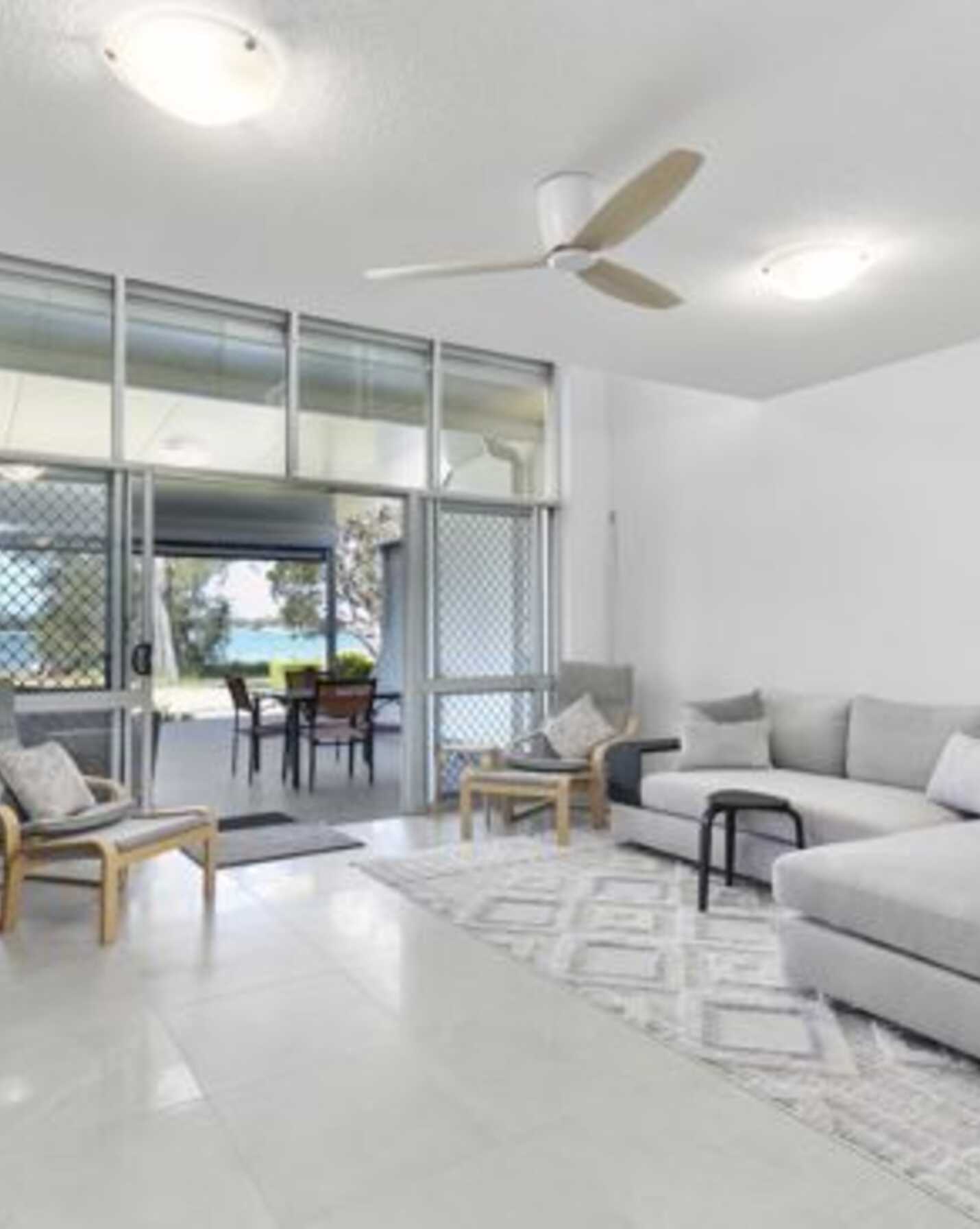 19A/16 Spinnaker Drive Sandstone Point, Point - Thumbnail 5