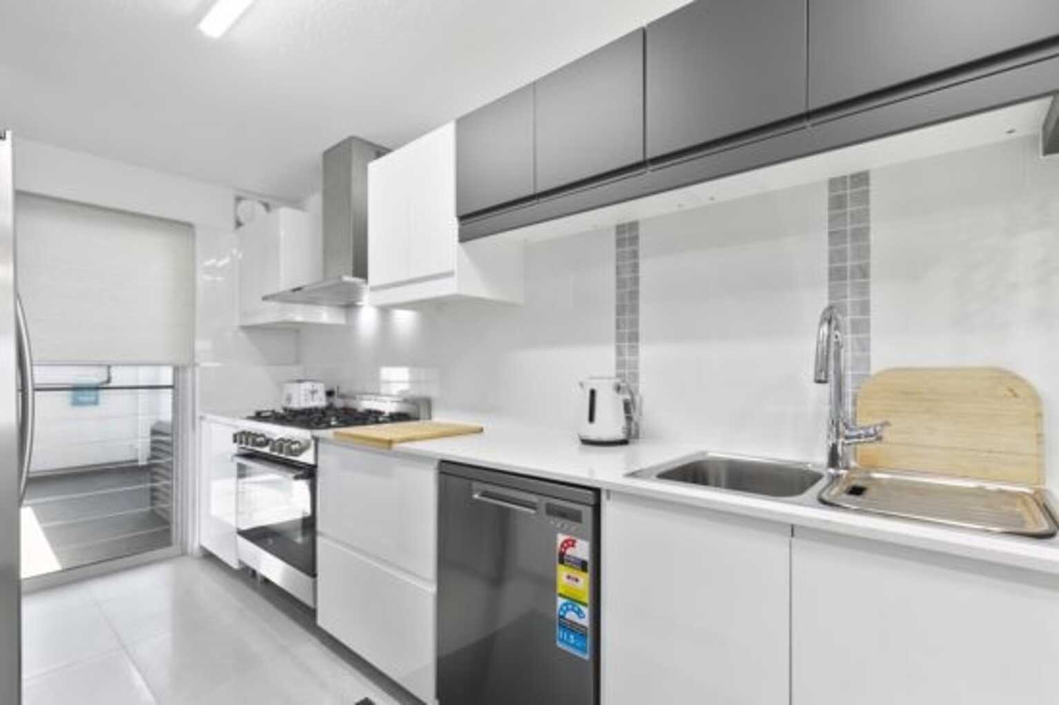 19A/16 Spinnaker Drive Sandstone Point