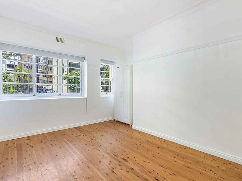 7/4 McDonald Street Potts Point