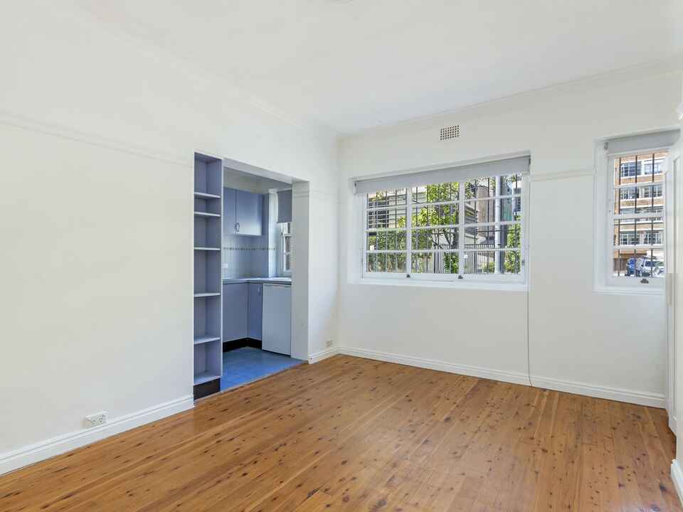 7/4 McDonald Street Potts Point