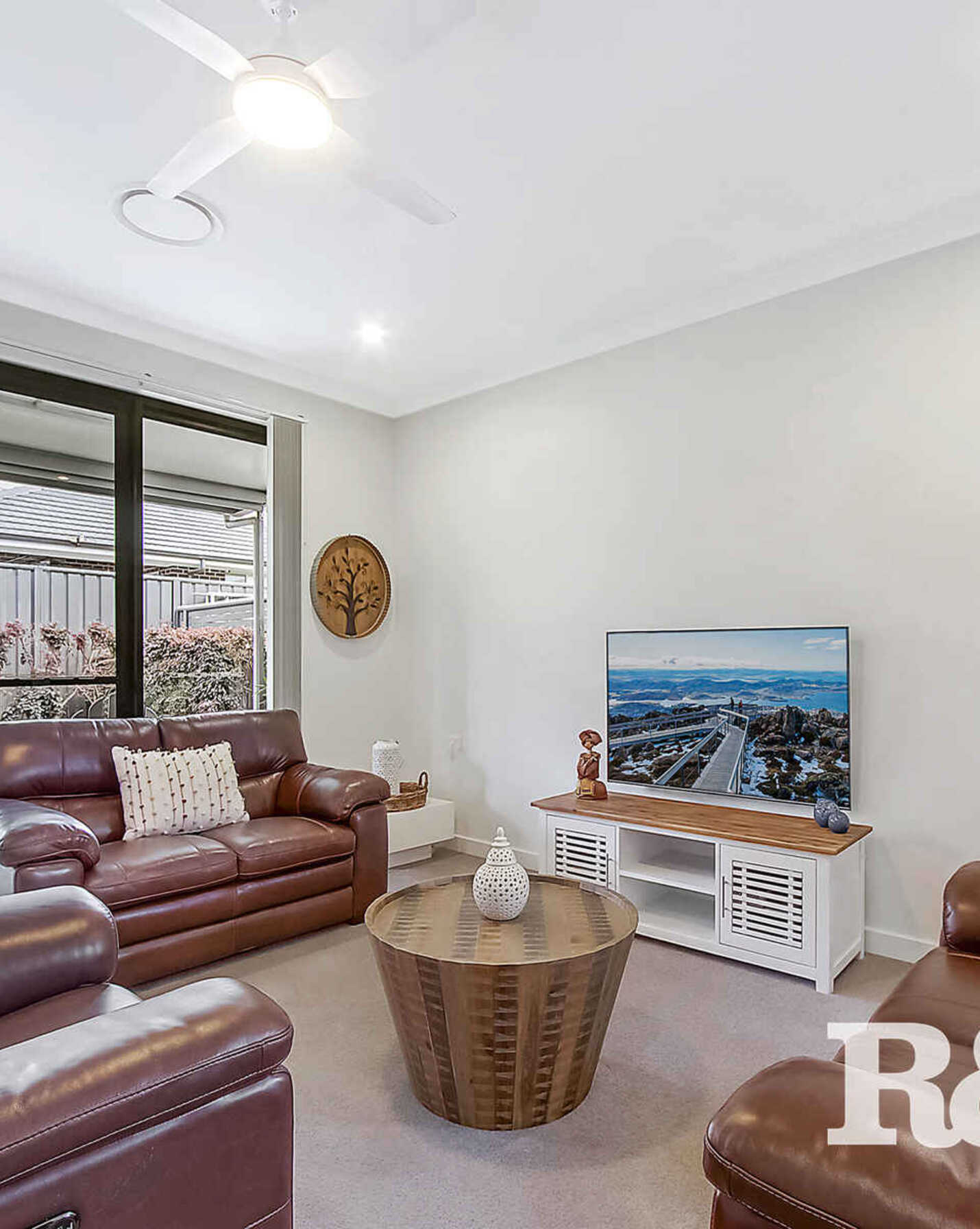 70 Newington Glade Marsden Park, Park - Thumbnail 4