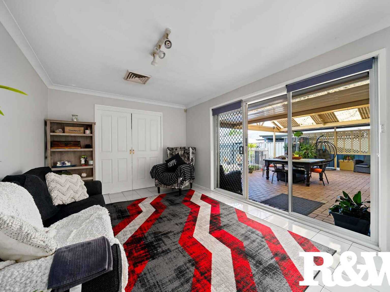90 Fantail Crescent Erskine Park 90 Fantail Crescent Erskine Park