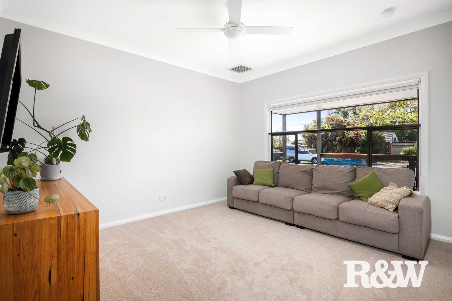 37 Bennett Road Colyton